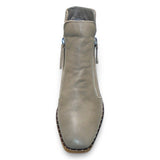 Django & Juliette - FLORISS-FW26 available in 2 colours!
