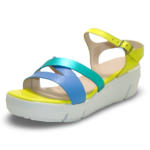 WONDERS - D-8283-SP26 available in 2 colours!