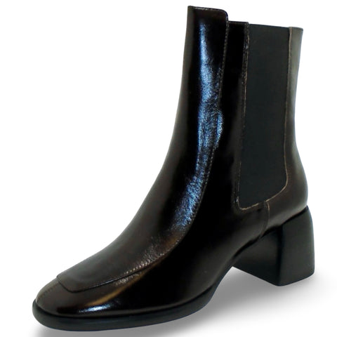 EOS - CHARCOAL-FW25 available in 2 colours!