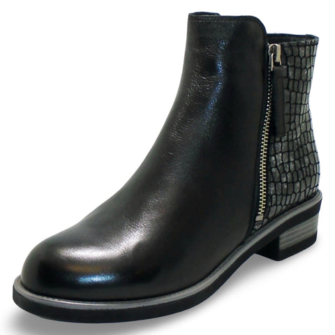 Tamara London - DUNGEON-FW25 available in 2 colours!