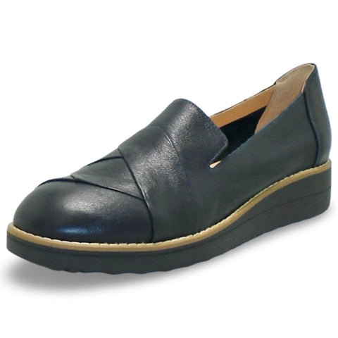 Django & Juliette - OMELIE-FW26 available in 2 colours!