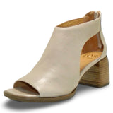 EOS - ISOLDE-SP26 available in 2 colours!