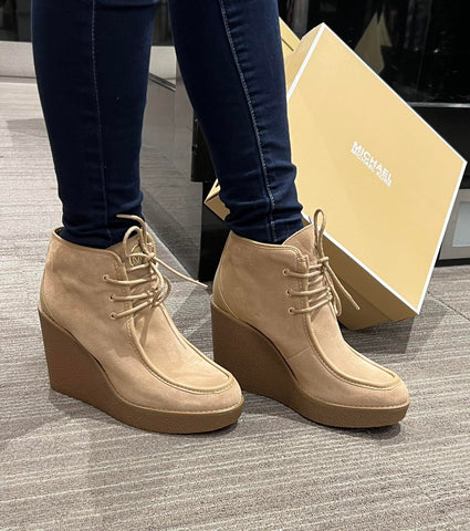 Michael kors deals suede wedges