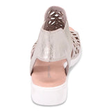 Django & Juliette - MONTAEN-SP26 available in 2 colours!